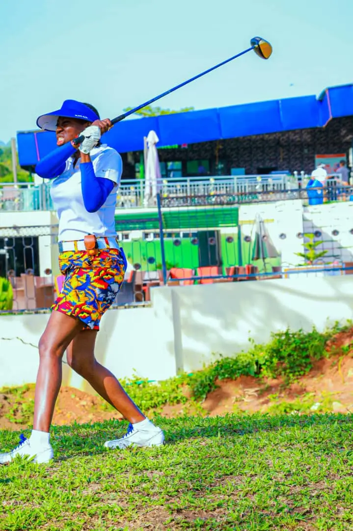 Nibanola Golfer 2